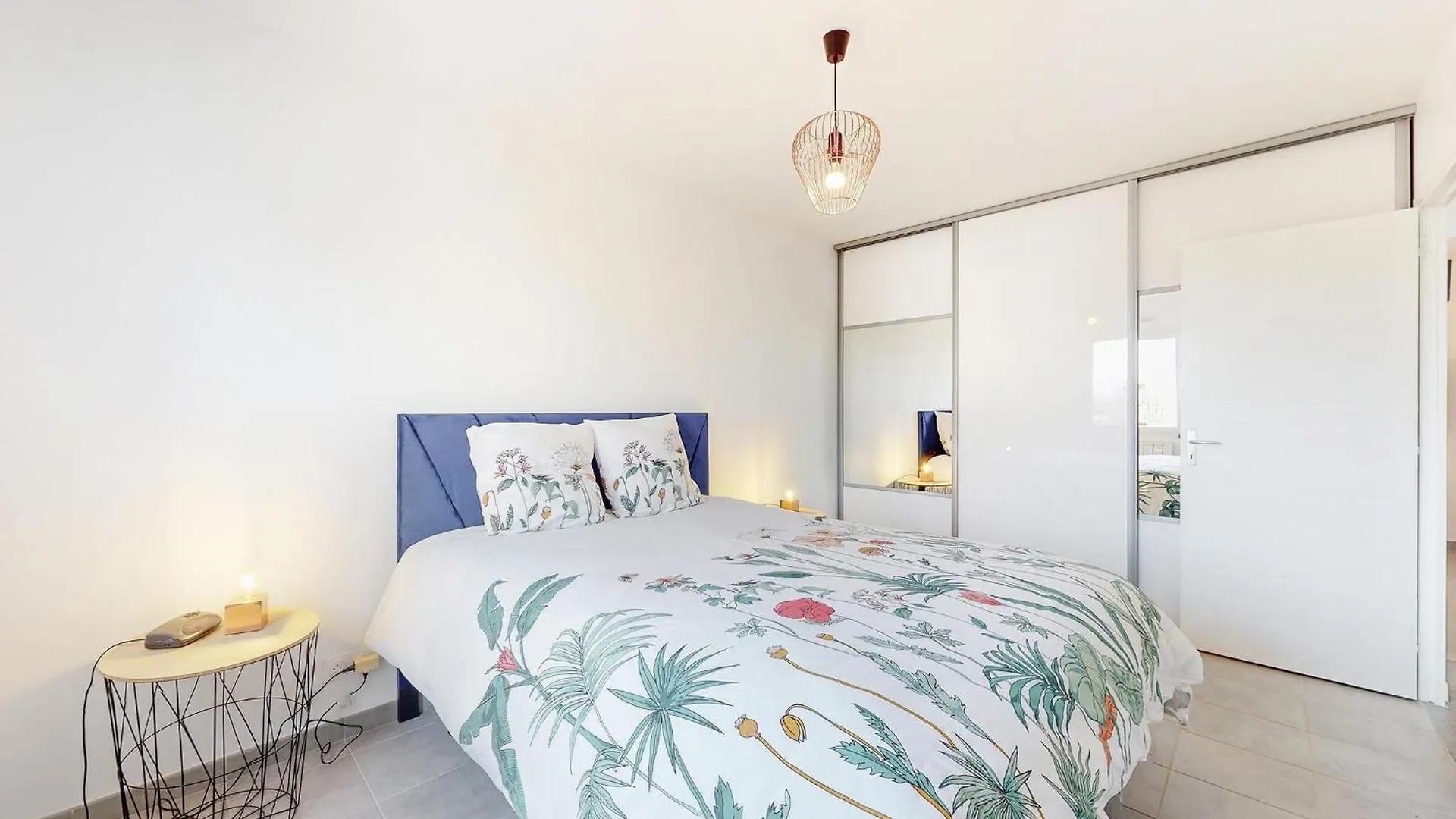 2 Bedroom Amazing Home In Landévant Nyaraló